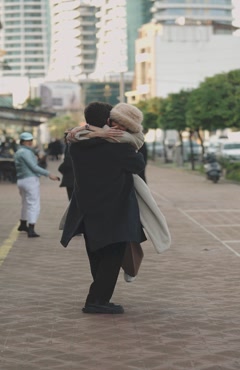    دانلود آهنگ بغلم کن از شاهین بنان Tehsong ویدیو