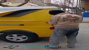استیکر ماشین