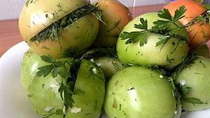 زندگی روستایی - طرز تهیه ترشی گوجه سبز