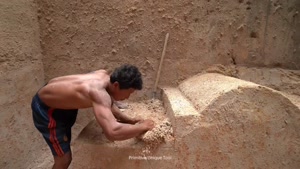  ۱۰۰ روز صرف ساختن خانه و شومینه زیرزمینی رویایی‌ام - 1