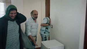 دانلود فیلم ویلای ساحلی - پژمان جمشیدی بازیگر فیلم دایناسور