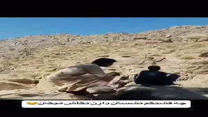 سقوط بسیار خطرناک سنگ بیخ گوش مردم