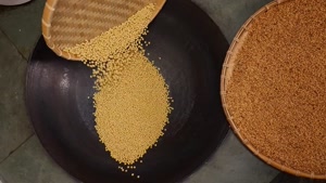 سس باقلا سبز تخمیر شده یوکسی - روح آشپزی یونانیان