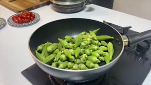 طرز تهیه خورشت بامیه با گوشت / غذای تابستونی مقوی