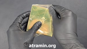 آنباکسینگ عطر لطافه اکلیر در عطر آمین 
