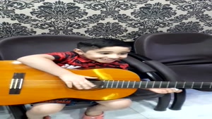 کمیل عچرش