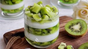 نوشنیدنی و بستنی خنک تابستانی - طرز تهیه دسر کیوی و دسر سربه