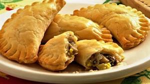 زندگی روستایی - طرز تهیه پیراشکی گوشت