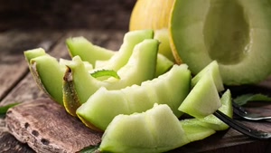 این جنایت را  در حق خربزه نکنید