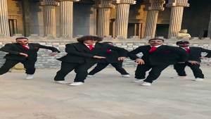 رقص گروه هوپ استایل در ایران / ایرانم❤️‍🩹یادگار کورشِ پدر و