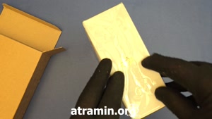 آنباکسینگ عطر زرجوف لیرا در عطرآمین 