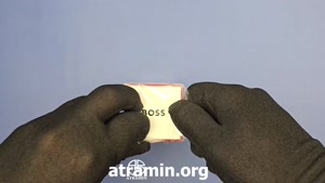 آنباکسینگ عطر هوگو بوس فمه  در عطرآمین 