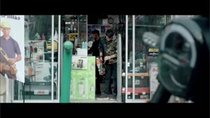 دانلود قسمت هشتم سریال حرفه ای سارا بهرامی